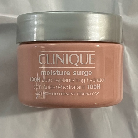 SOLD Clinique Moisture Surge 100H Auto Replenishing Hydrator New 1 oz jar $30 - Picture 1 of 5